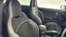 MINI Hatchback 1.5 Cooper Sport Premium 3dr Auto Petrol Hatchback